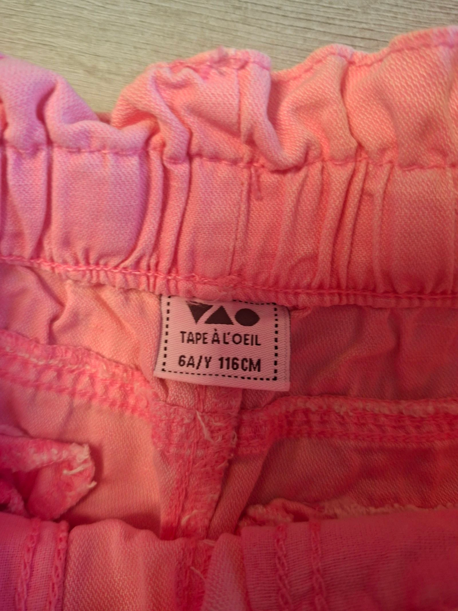 🌷F3-52🌷Fluorescent Pink TAPE À L'ŒIL Short – Size 6 years (116 cm) | Fresh, trendy & ultra comfortable🌷 – photo 3
